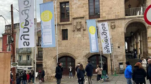 Mercado de Artesan&iacute;a Balborraz