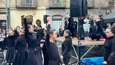 Escuela de Baile Carmen Ledesma actuaci&oacute;n navidad _8