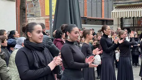 Escuela de Baile Carmen Ledesma actuaci&oacute;n navidad _16