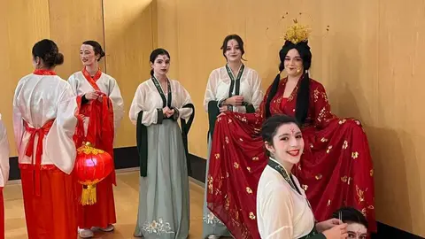 &Aacute;frica, un canto a la paz Teatro Ramos Carri&oacute;n _11