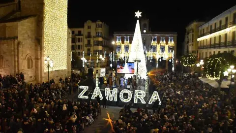 Cabalgata Reyes Magos de Zamora en la Plaza Mayor