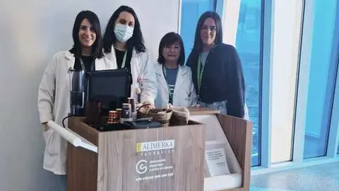 Primer caf&eacute; fmailiares y pacientes AECC Zamora