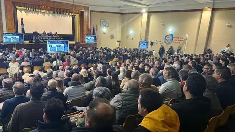 Asamblea General Extraordinaria de la Cofrad&iacute;a de Jes&uacute;s Nazareno_9