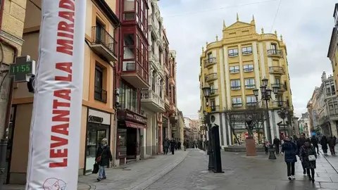 se&ntilde;ales en el centro de Zamora _3