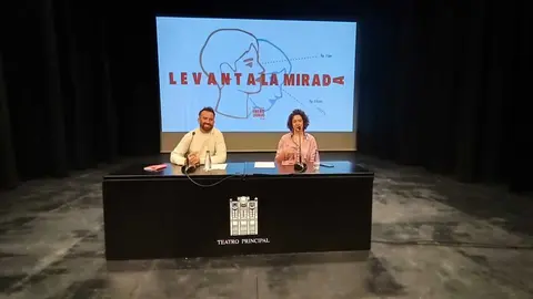 David Gago y Eva Santos presentan la programaci&oacute;n del Teatro Principal