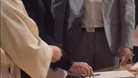 Toma de posesi&oacute;n Edgar Fern&aacute;ndez como presidente de la Cofrad&iacute;a de la Vera Cruz