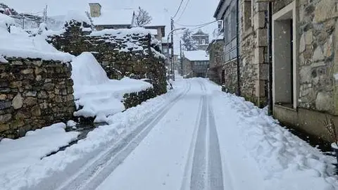 Nieve en Chanos de Sanabria - imagen cedida Jes&uacute;s Guerra_15