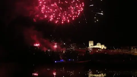 Fuegos artificiales San Pedro 2025