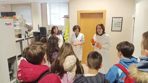 Visita alumnos de primaria de Villaralbo a la Escuela Polit&eacute;cnica de Zamora_3