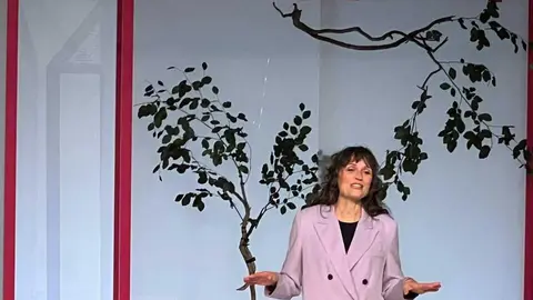 Filosof&iacute;a Mundana_4