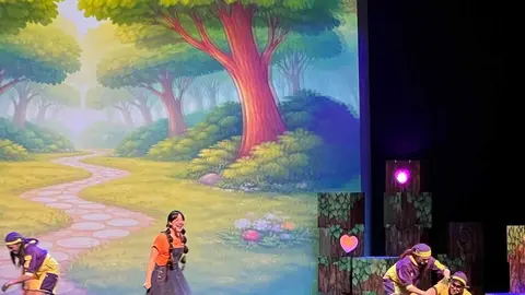 Lara Ok - Besos de Colores_7