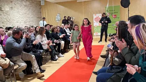 desfile de moda solidario en Zamora_15