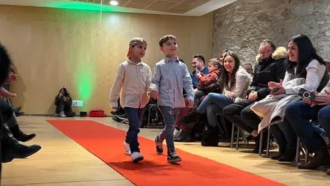 desfile de moda solidario en Zamora_27