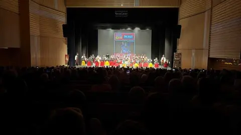 Do&ntilde;a Urraca, actuaci&oacute;n en el teatro Ramos Carri&oacute;n