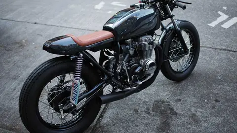 698215b7ed221-motorcycle-1283299-1280