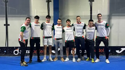 P&aacute;del Albatros empata 6-6 y logra el primer puesto y el ascenso