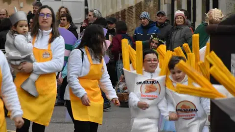 Desfile Infantil carnaval Toro_64