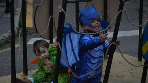 toro carnaval ni&ntilde;os desfile_60