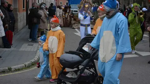 toro carnaval ni&ntilde;os desfile_83
