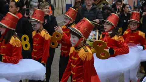 toro carnaval ni&ntilde;os desfile_161