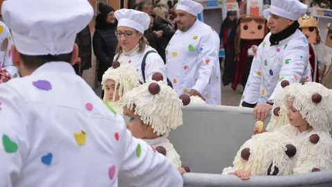 toro carnaval ni&ntilde;os desfile_23