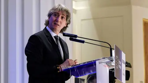 Carlos Mart&iacute;nez