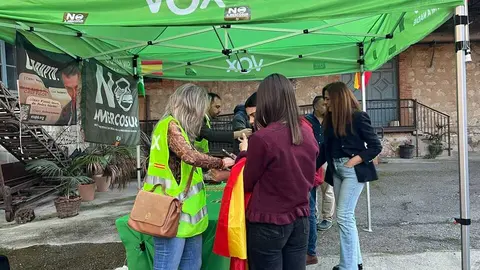 Mitin Vox Zamora Santiago Abascal y Carlos Poll&aacute;n _16
