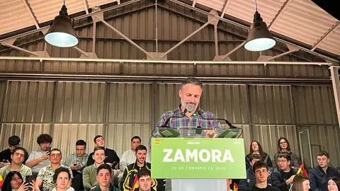 Mitin Vox Zamora Santiago Abascal y Carlos Poll&aacute;n _21