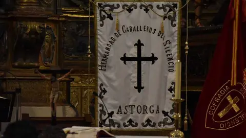 Nuevos Hermanos Cofrad&iacute;a del Silencio _13
