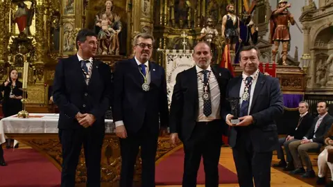 Nuevos Hermanos Cofrad&iacute;a del Silencio _42