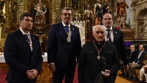 Nuevos Hermanos Cofrad&iacute;a del Silencio _48