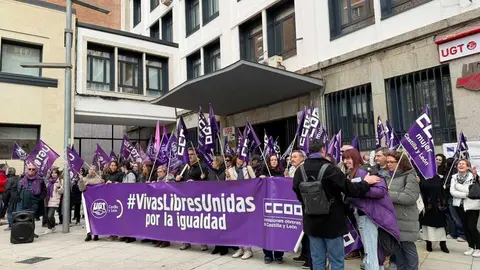UGT y CCOO Mnaifestaci&oacute;n por el 8M _3