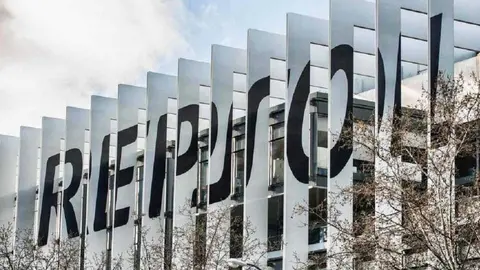 Empresa gas&iacute;stica Repsol. Foto FACUA