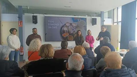 Presentaci&oacute;n del proyecto en el CIS de Granja de Moreruela