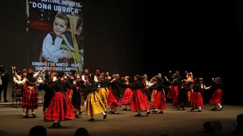 Festival Infantil de Folclore Do&ntilde;a Urraca_3