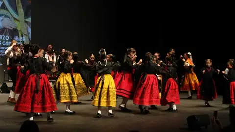 Festival Infantil de Folclore Do&ntilde;a Urraca_4