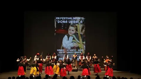 Festival Infantil de Folclore Do&ntilde;a Urraca_11