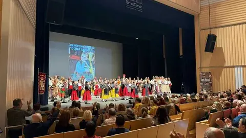 Festival Infantil de Folclore Do&ntilde;a Urraca_14