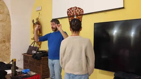 Taller de Mantillas y Peinetas Cofrad&iacute;a de la Esperanza