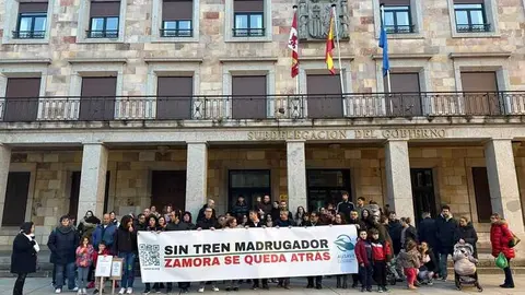 concentraci&oacute;n Usuarios Ave Zamora 