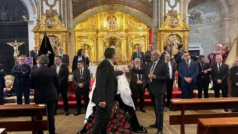 rito de entrada Nuevos Hermanos Santo Entierro _2