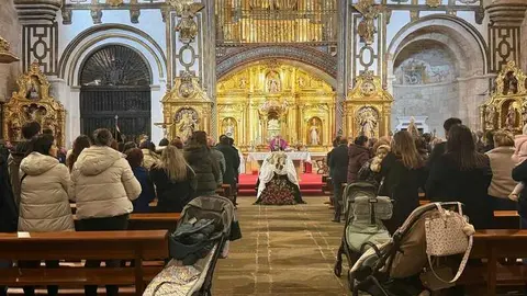 rito de entrada Nuevos Hermanos Santo Entierro _14