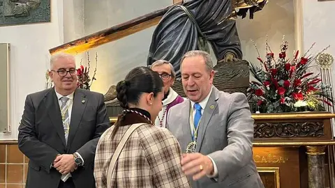 imposiciones de Medallas de la Tercera Ca&iacute;da _19