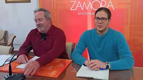 El alcalde y Pablo Novo en rueda de prensa tras la Junta de Gobierno