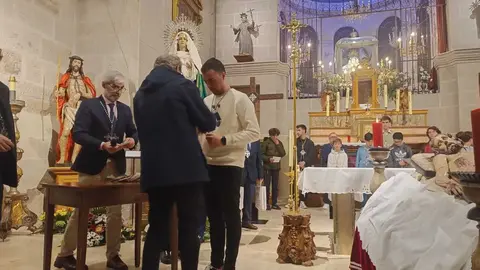 miguel entrada en el yacente