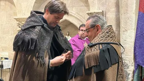 entrada nuevos hermanos Capas Pardas _11