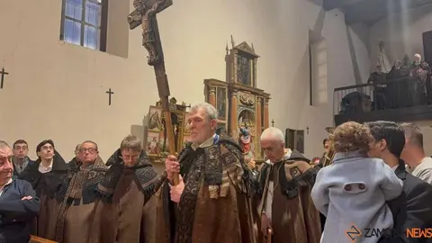 entrada nuevos hermanos Capas Pardas _4