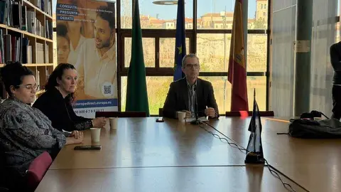 Caf&eacute; debate Espa&ntilde;a portugal UE_2