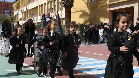 procesi&oacute;n escolar semana santa Nuestra Se&ntilde;ora del Roc&iacute;o_11