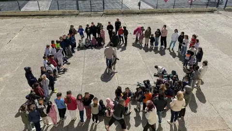Alumnado con la perra